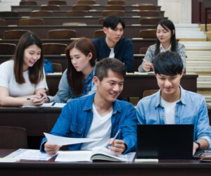 Top Chinese Companies and Local Governments Refuse to Hire Grads of Foreign Universities