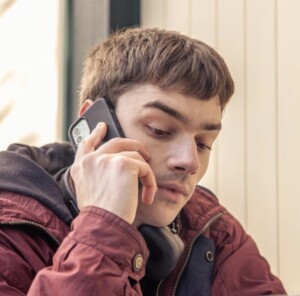 Israel Floods US Phones With AI Messages in Campaign to Manipulate Public Opinion