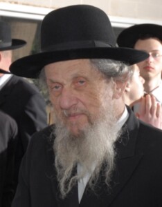 Top Haredi Rabbi Denounces Israeli State, Religious Soldiers